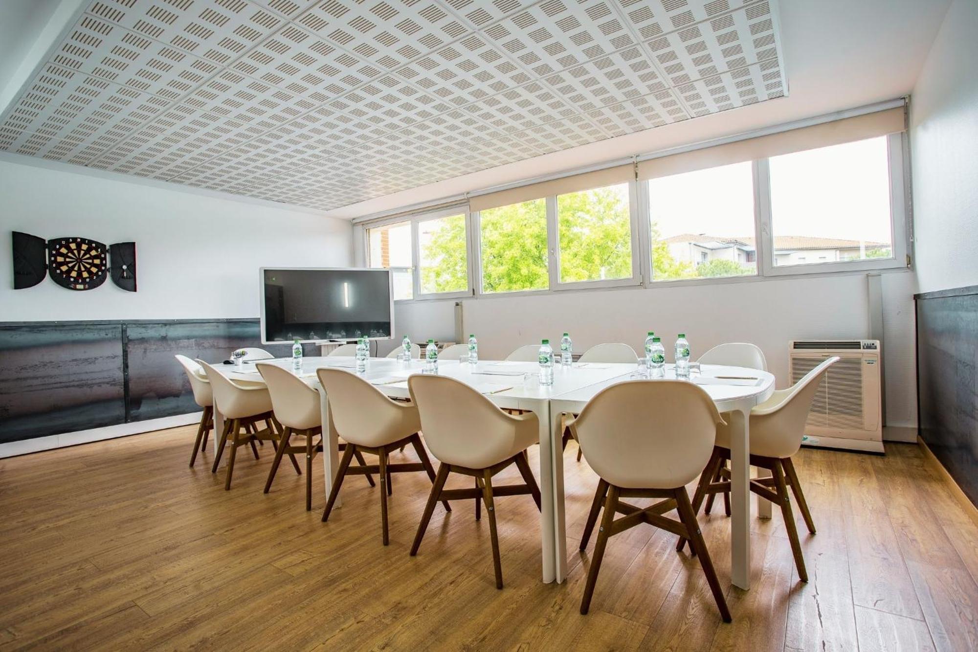 Sporting House Hotel Toulouse Exterior foto